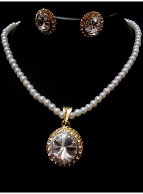 Pearl Necklace